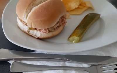 Tuna Sandwich o emparedado de Atún