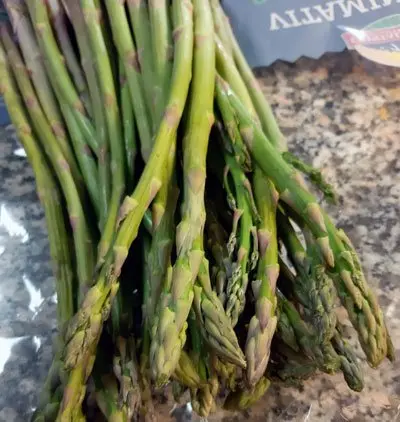 Espárragos al limón