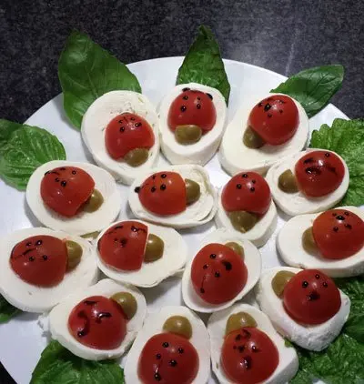 capressa-coquitos ensalada caprese